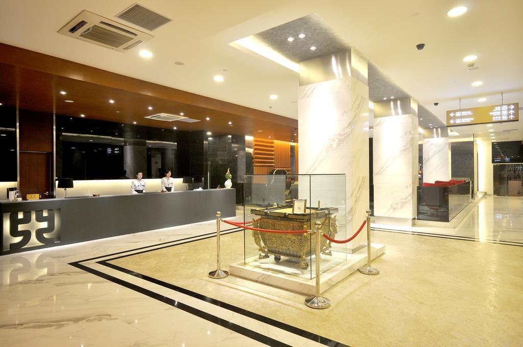 Kingtown Hotel Hongmei Shanghái Exterior foto