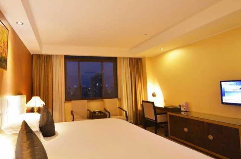 Kingtown Hotel Hongmei Shanghái Exterior foto